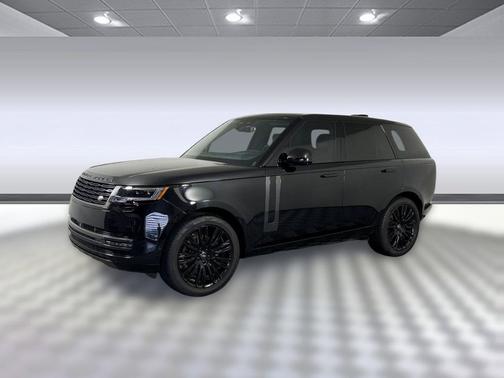 Black 2023 Land Rover Range Rover P400 SE