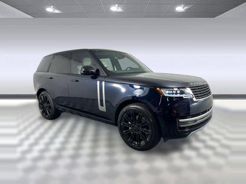 2026 Land Rover Range Rover P400 SE