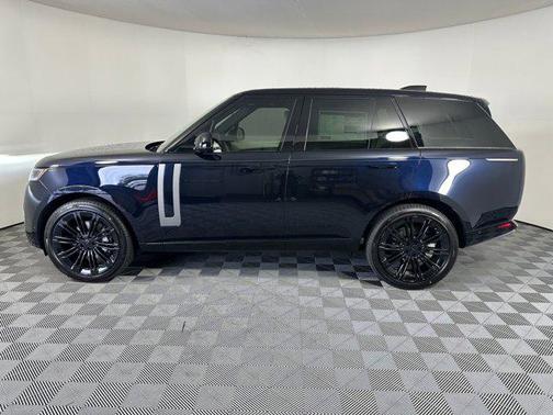 2026 Land Rover Range Rover P400 SE