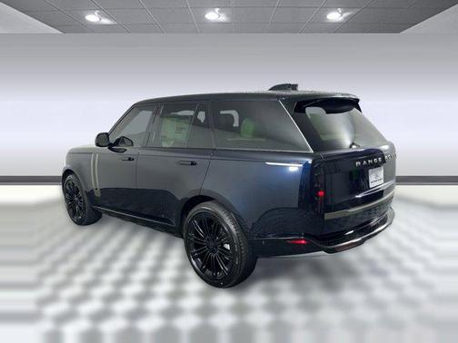 2026 Land Rover Range Rover P400 SE