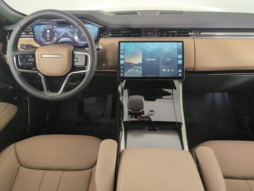 2025 Land Rover Range Rover Sport SE