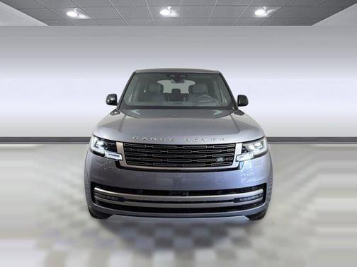 2026 Land Rover Range Rover P530 SE 7 Seat