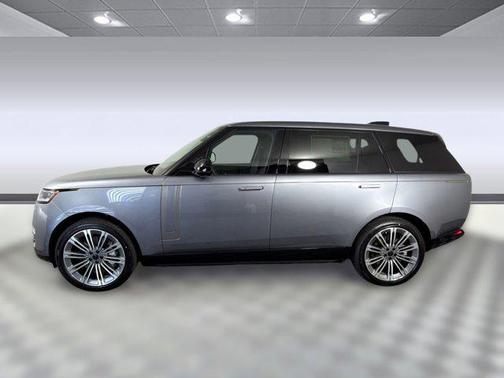 2026 Land Rover Range Rover P530 SE 7 Seat
