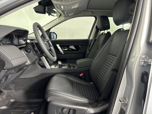 2025 Land Rover Discovery Sport S