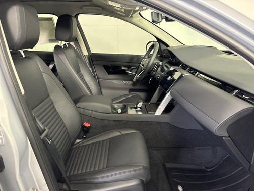 2025 Land Rover Discovery Sport S
