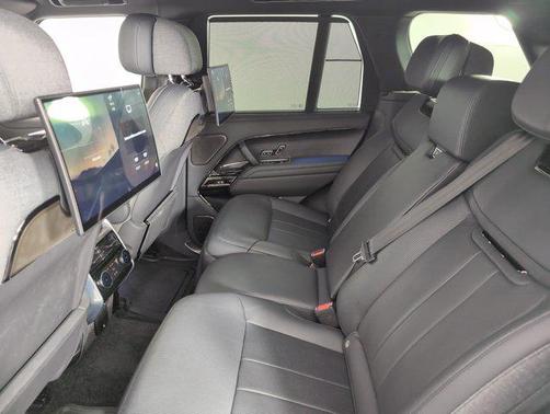 2023 Land Rover Range Rover SV