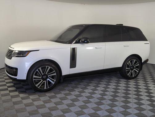 2023 Land Rover Range Rover SV