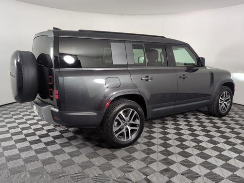 2025 Land Rover Defender 130 P300 S