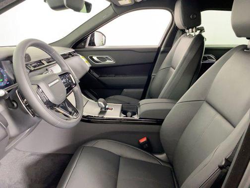 2026 Land Rover Range Rover Velar P250 SE R-Dynamic