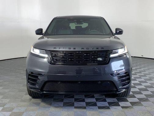 2026 Land Rover Range Rover Velar P250 SE R-Dynamic
