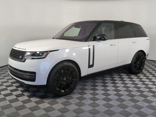 2023 Land Rover Range Rover P530 SE