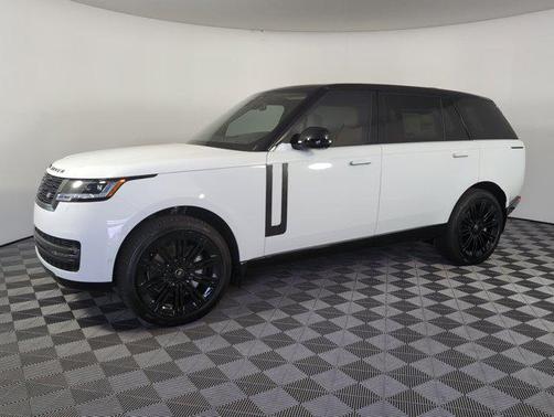 2025 Land Rover Range Rover P400 SE 7 Seat