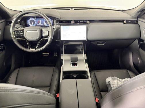 2025 Land Rover Range Rover Velar P250 SE R-Dynamic