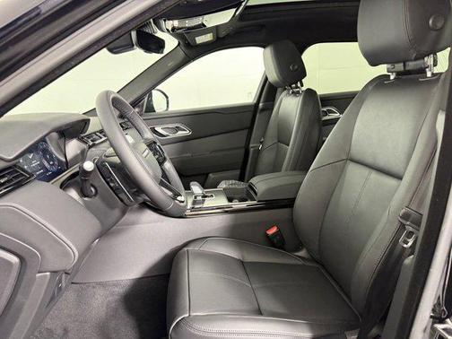 2025 Land Rover Range Rover Velar P250 SE R-Dynamic