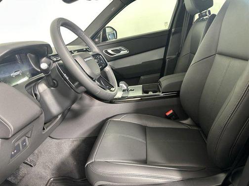 2025 Land Rover Range Rover Velar P250 S