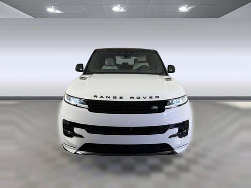 White 2025 Land Rover Range Rover Sport SE