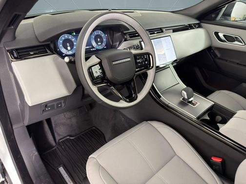 Fuji White 2026 Land Rover Range Rover Velar P250 S