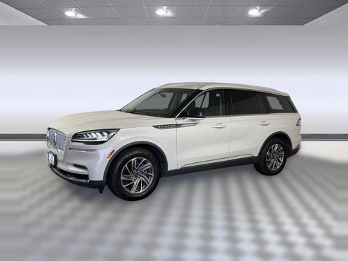 Ceramic Pearl Metallic Tri-Coat 2023 Lincoln Aviator Standard