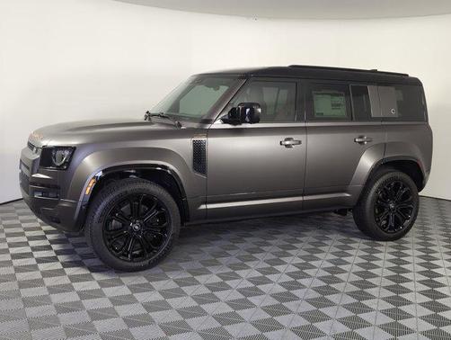 2025 Land Rover Defender P635 OCTA