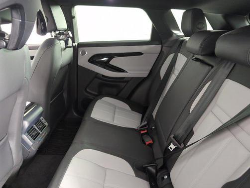 2026 Land Rover Range Rover Evoque Dynamic SE