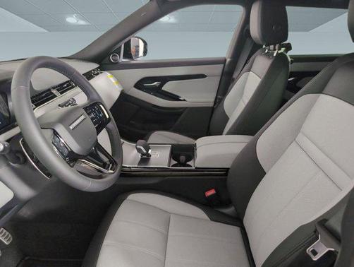 2026 Land Rover Range Rover Evoque Dynamic SE