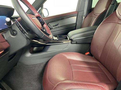 2024 Land Rover Range Rover Sport SE