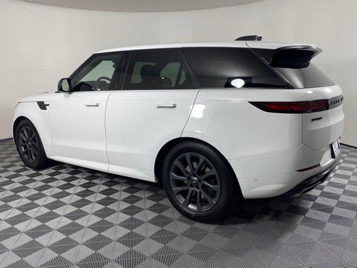 2024 Land Rover Range Rover Sport SE