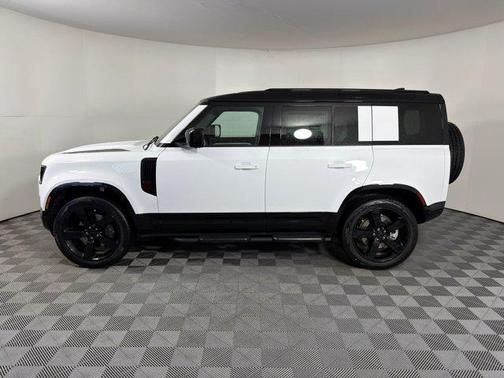 2026 Land Rover Defender P400 X-Dynamic SE