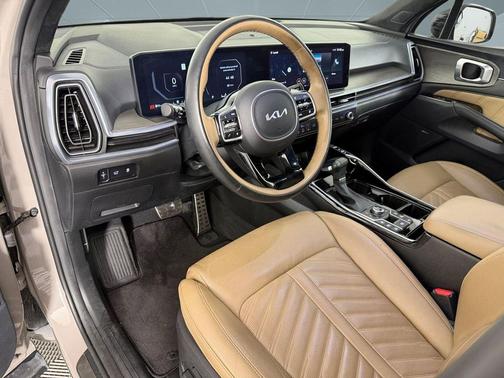 Road Rider Brown 2024 Kia Sorento SX