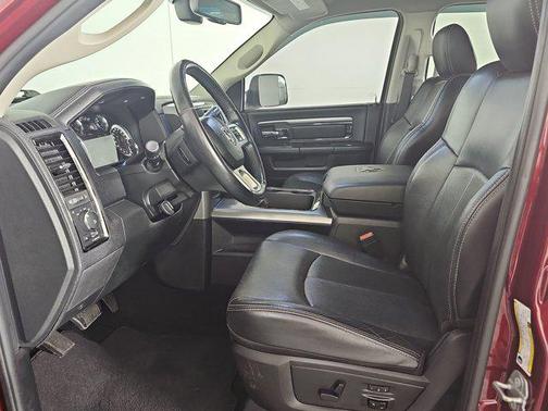 2018 RAM 2500 Laramie Crew Cab 4x4 6'4' Box