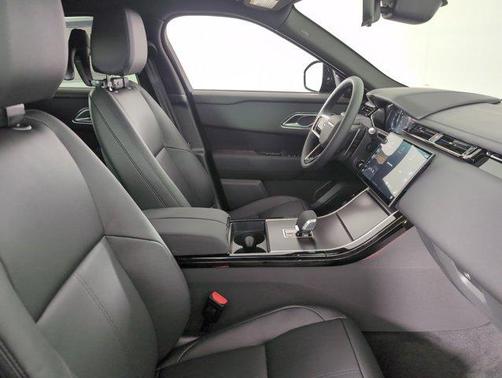 2026 Land Rover Range Rover Velar P250 SE R-Dynamic