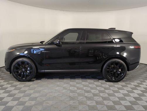 2025 Land Rover Range Rover Sport SE