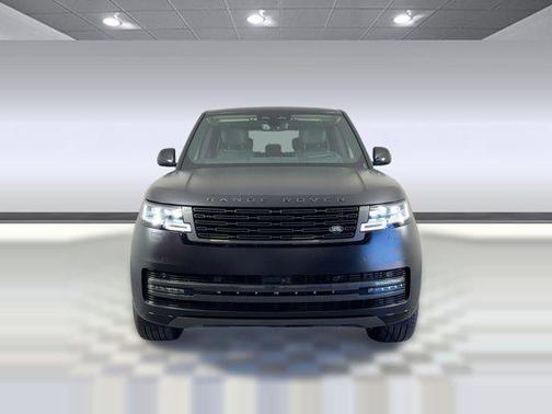 2026 Land Rover Range Rover P530 Autobiography