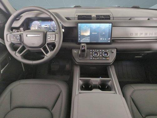 2025 Land Rover Defender 110 P300