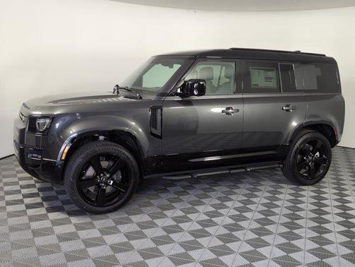 2025 Land Rover Defender 110 P400 X-Dynamic SE