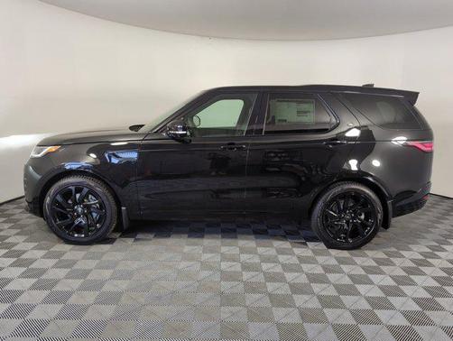 2025 Land Rover Discovery P300 Dynamic SE