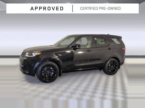 Santorini Black Metallic 2025 Land Rover Discovery P300 Dynamic SE