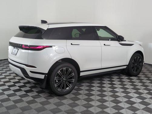 2026 Land Rover Range Rover Evoque Dynamic SE