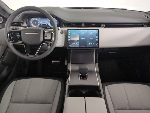 2026 Land Rover Range Rover Evoque Dynamic SE