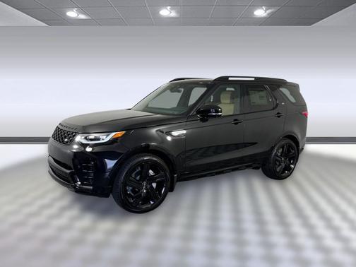 Santorini Black Metallic 2026 Land Rover Discovery Dynamic SE