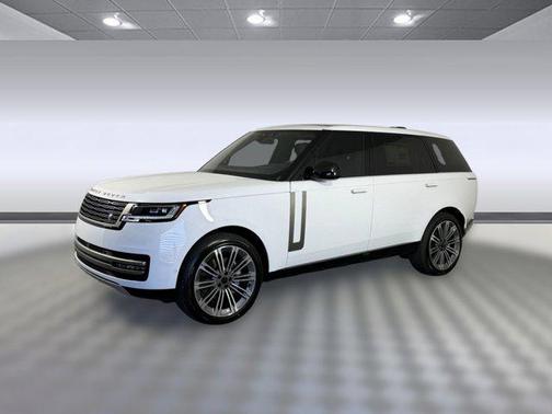 Fuji White 2026 Land Rover Range Rover P400 SE 7 Seat