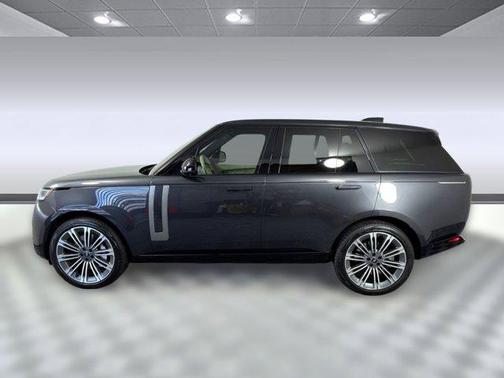 2024 Land Rover Range Rover P530 SE