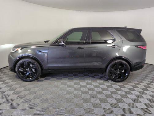 2024 Land Rover Discovery P300 Dynamic SE