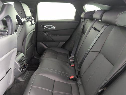 2026 Land Rover Range Rover Velar P400 Dynamic SE