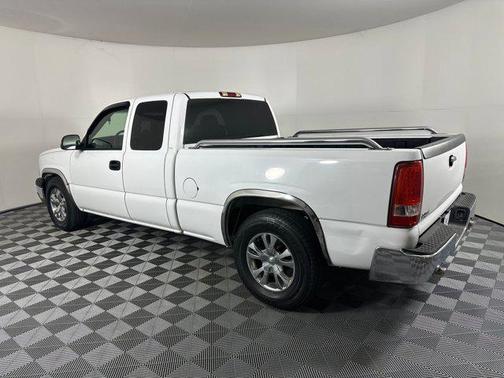 2004 Chevrolet Silverado 1500 Work Truck