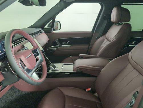2025 Land Rover Range Rover P400 SE