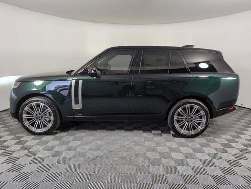 2025 Land Rover Range Rover P530 SE