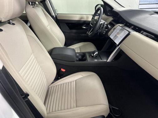2024 Land Rover Discovery Sport Core S