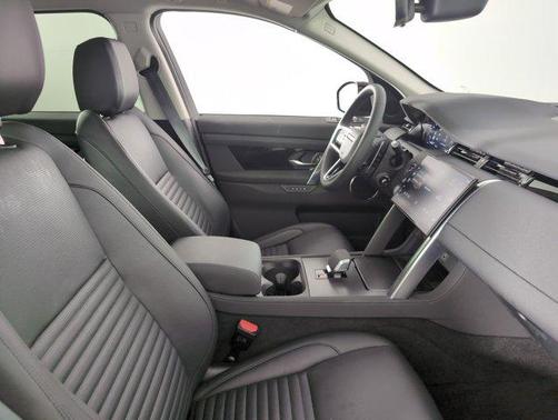 2025 Land Rover Discovery Sport S