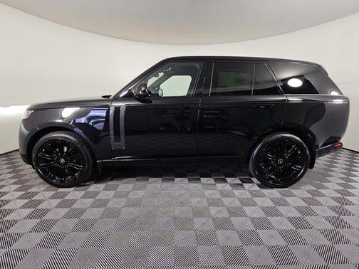 2025 Land Rover Range Rover P400 SE